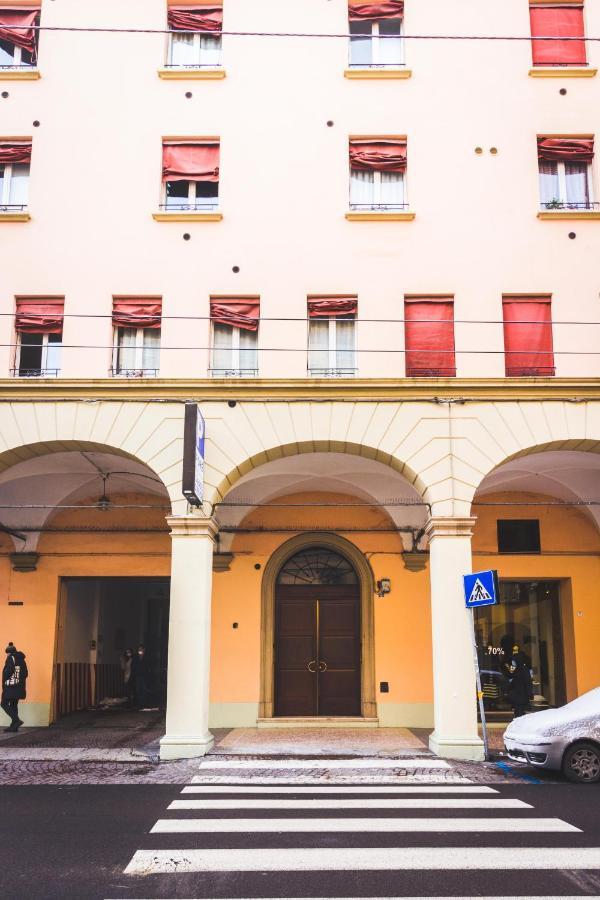 Getthekey S.Felice Suites Bologna Bagian luar foto