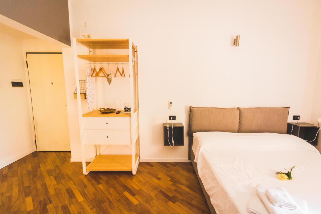 Getthekey S.Felice Suites Bologna Bagian luar foto