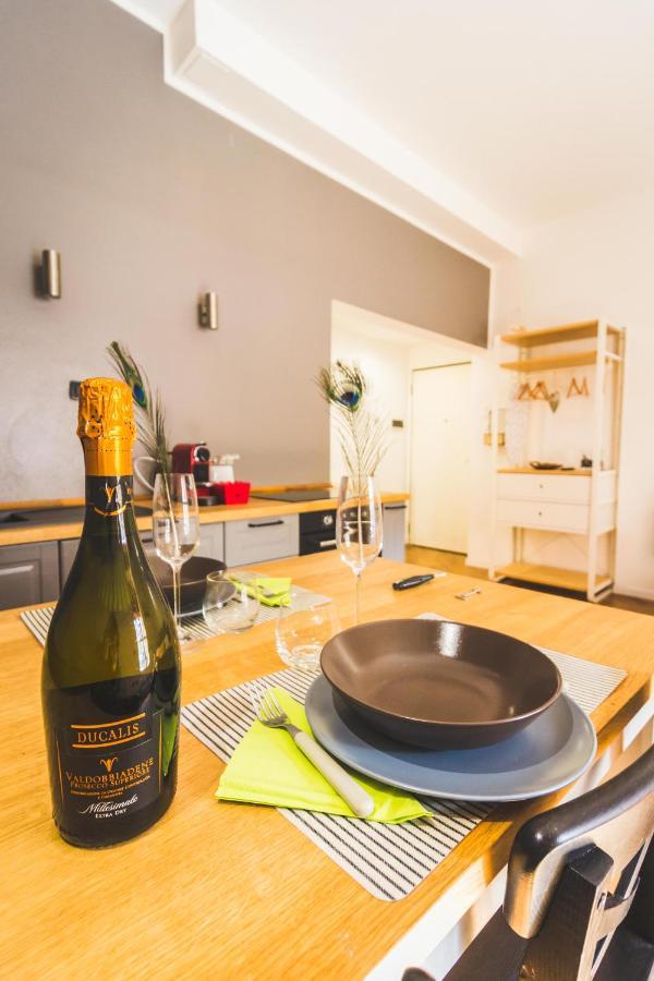 Getthekey S.Felice Suites Bologna Bagian luar foto